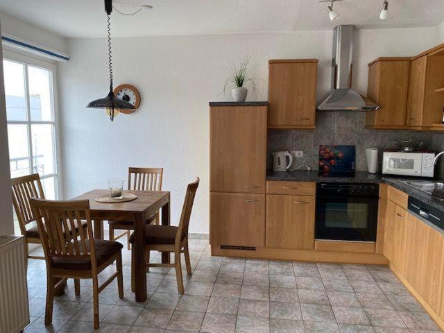 Haus-Olymp-Apartement-01-Kuehlungsborn-Nur-50-M-Bis-Zum-Strand-Ca-50-M2-2-Raeume-Sehr-Gepflegt Eksteriør billede